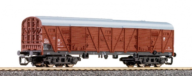 Box car type "Bromberg"<br /><a href='images/pictures/Tillig/15113.jpg' target='_blank'>Full size image</a>